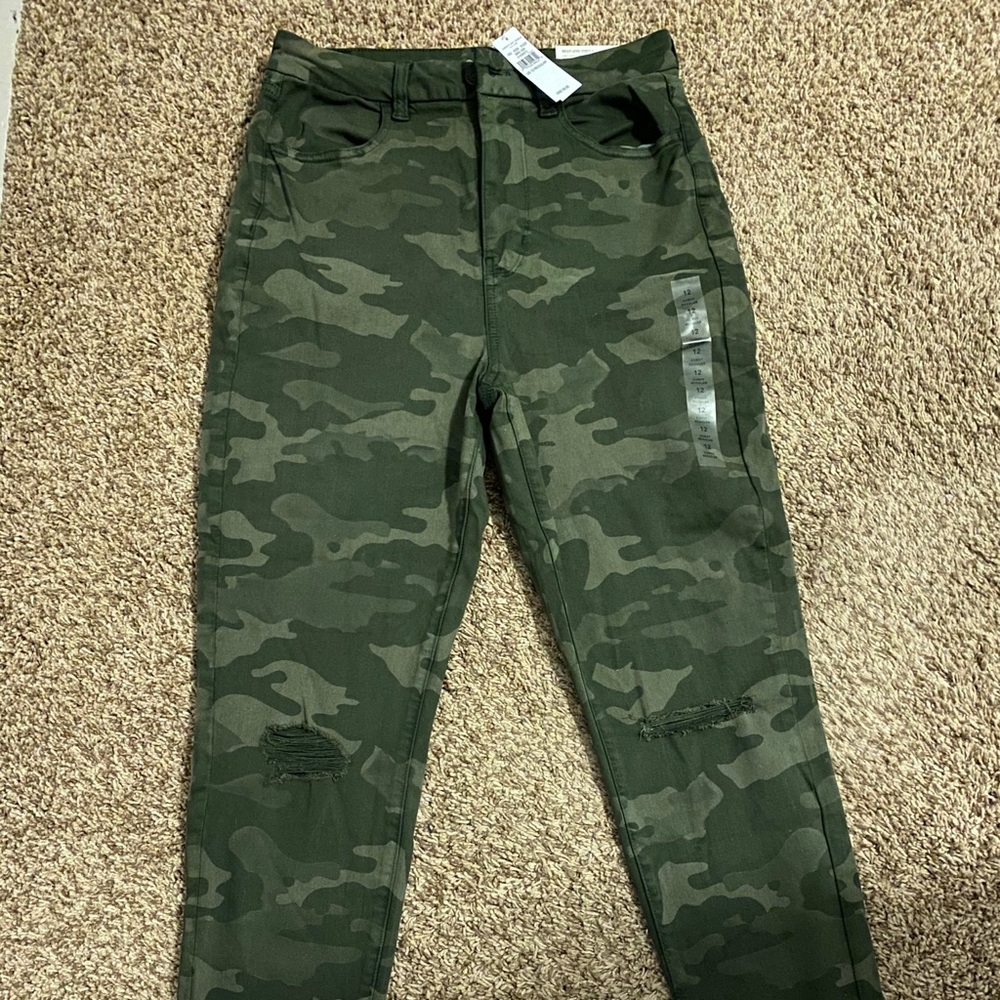 American Eagle Camo Cury Super Hi-Rise Jeggings!